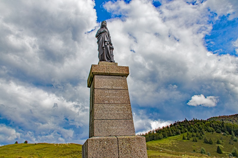 745004913_21.jpg