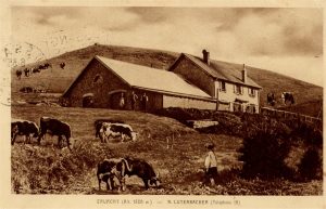 Nouveau bâtiment reconstruit après la guerre