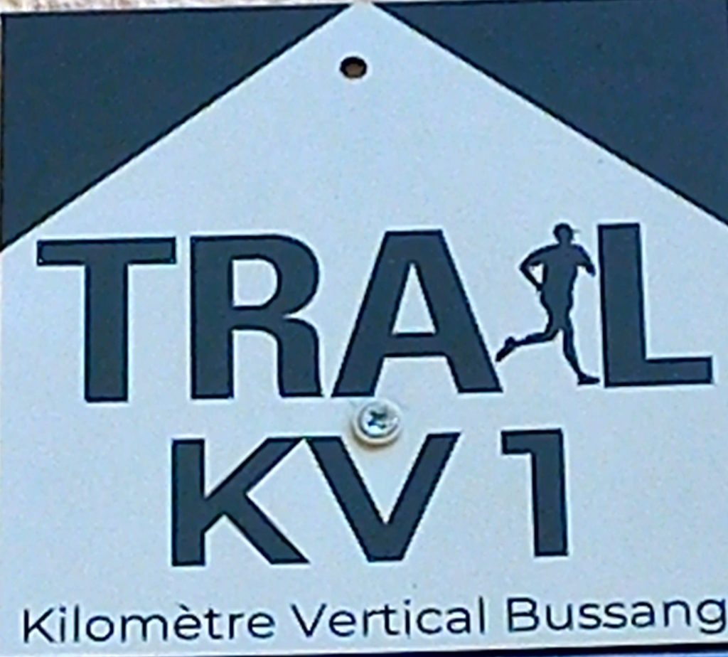 745005112_5.jpg