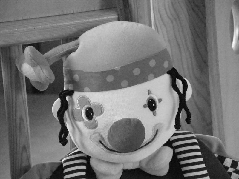 745000181_11.jpg
