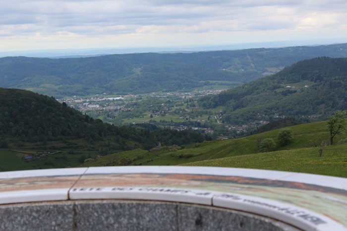 TABLE D'ORIENTATION DE LA TÊTE DES CHAMPS LE MENIL