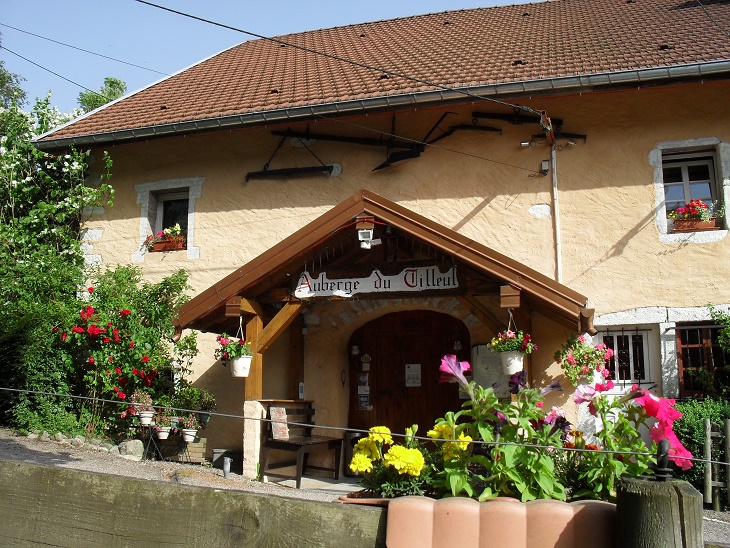 AUBERGE DU TILLEUL LE MENIL