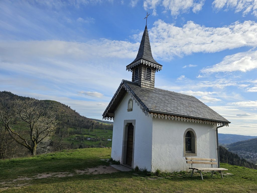 chapelle-de-pitie-le-menil-6.jpg