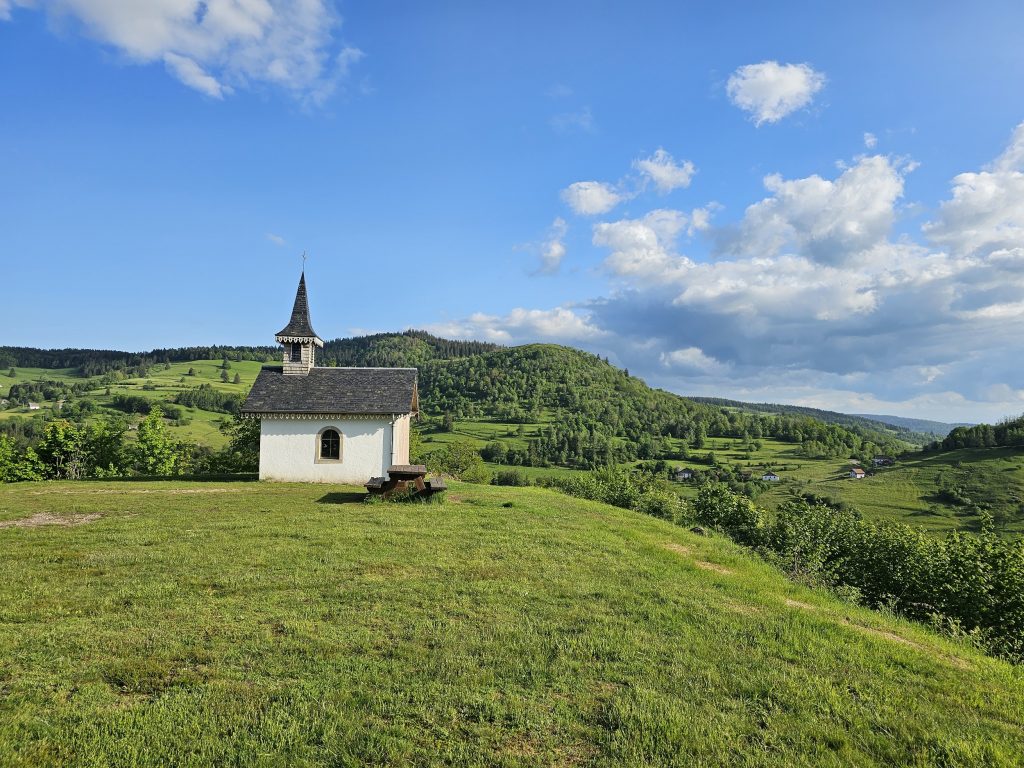 LA CHAPELLE DE PITIÉ LE MENIL