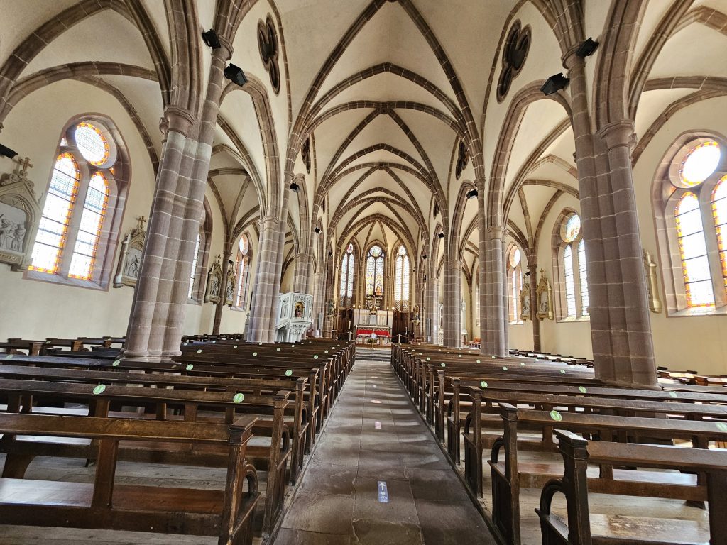 eglise-de-fresse-sur-moselle2.jpg