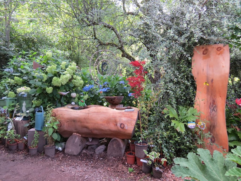 JARDIN ET OBJETS DES PANRÉES CORNIMONT