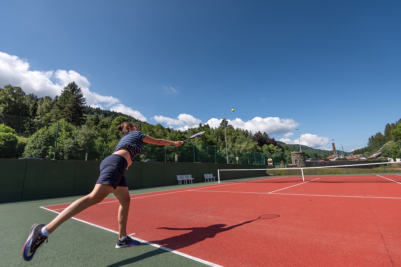 TERRAINS DE TENNIS DE LA VALLÉE DE LA MOSELLE SAINT MAURICE SUR MOSELLE