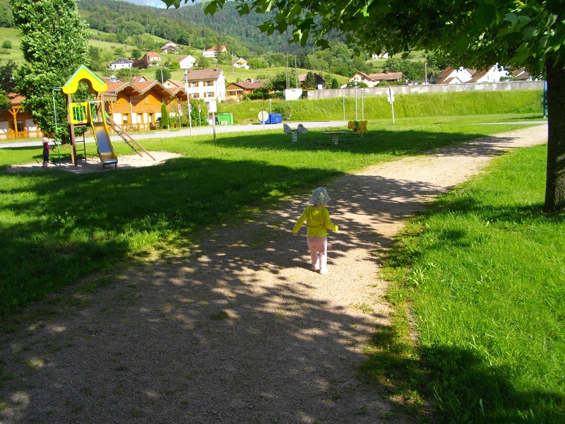 aire-de-jeux-la-mouline-bussang-3.jpg