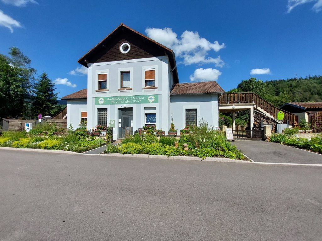 Chambres d'Hôtes - Au Bonheur fait Maison SAINT MAURICE SUR MOSELLE