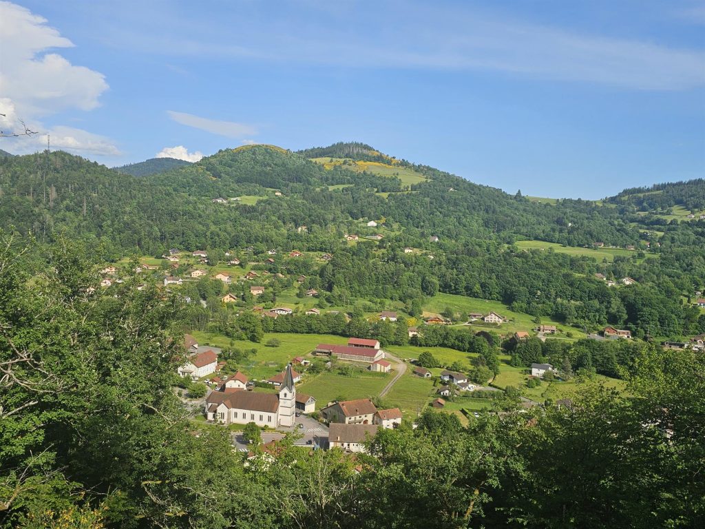 circuit-grand-roche-le-menil-2.jpg