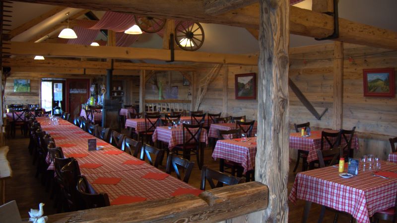 ferme-auberge-gustiberg-urbes-3.jpg