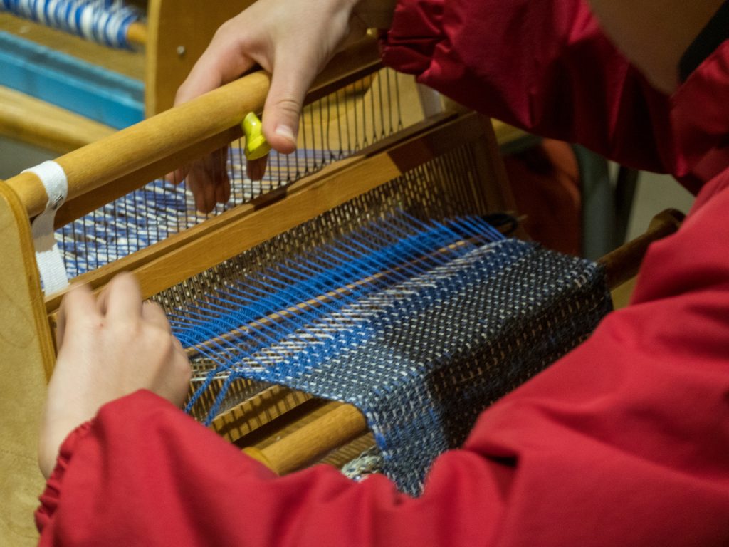 tissage-en-famille-ventron-6.jpg