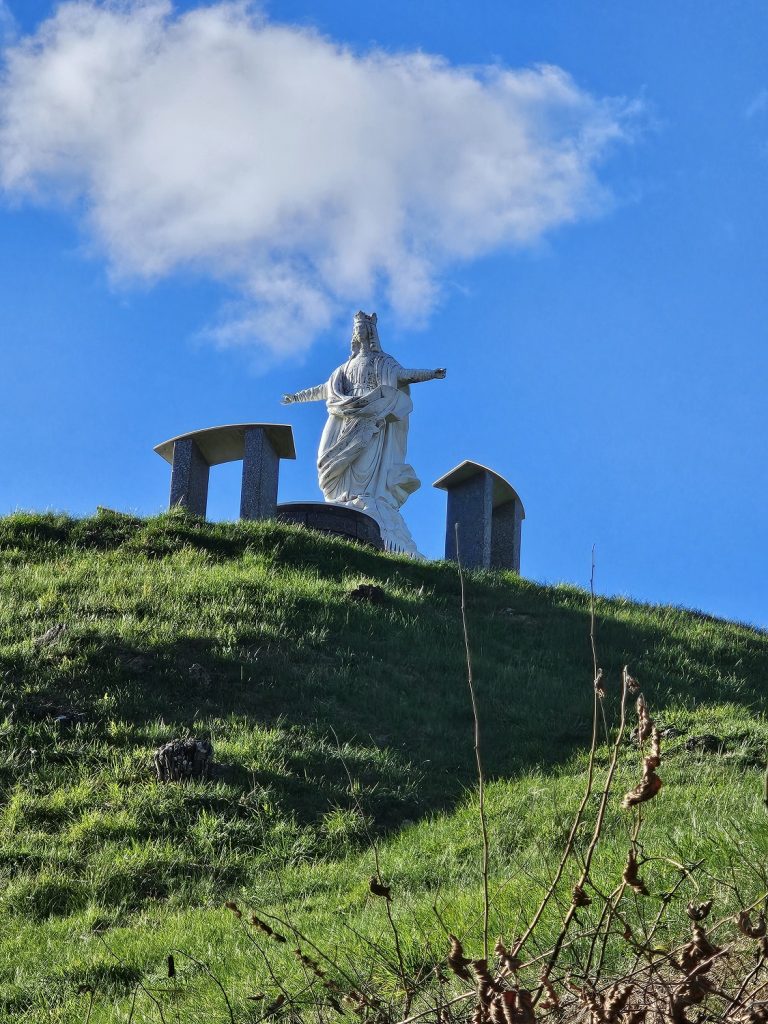 vierge-des-neiges-haut-du-them-4.jpg