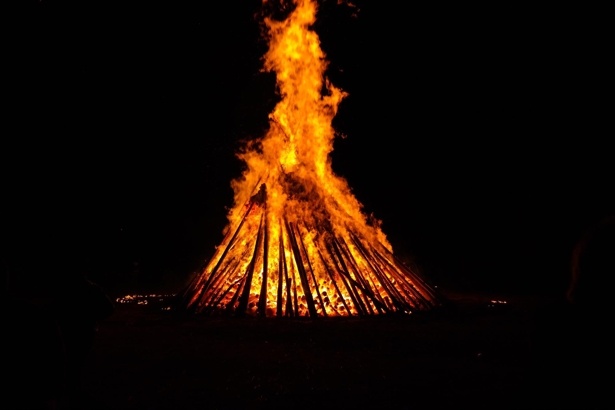 Feux d'artifice et feu de la St-Jean FRESSE SUR MOSELLE