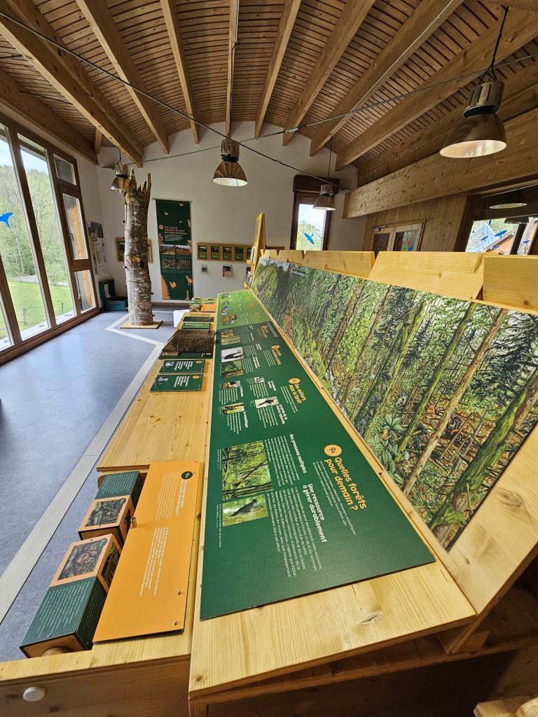 Espace-nature-culture-parc-regional-haut-du-them-2.jpg